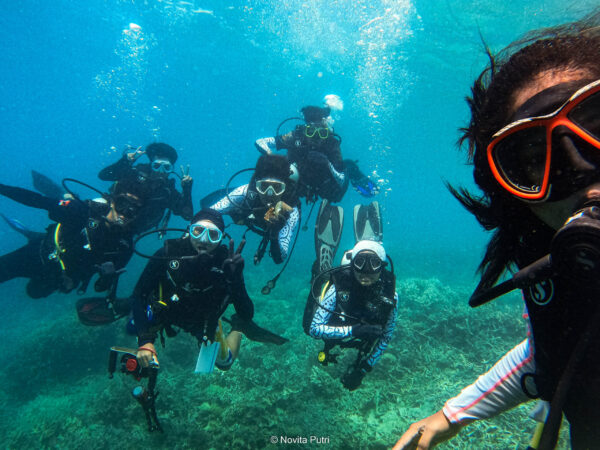 GUARDIANS OF THE ANAMBAS
SEAS